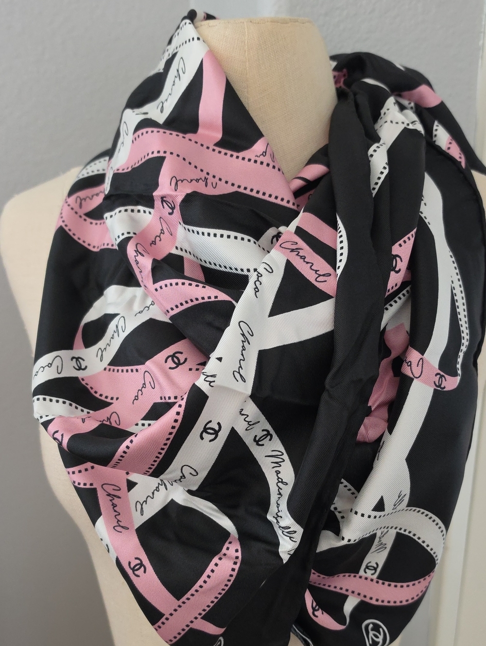 CHANEL Black Pink and White Signature Chain-Print Silk Scarf